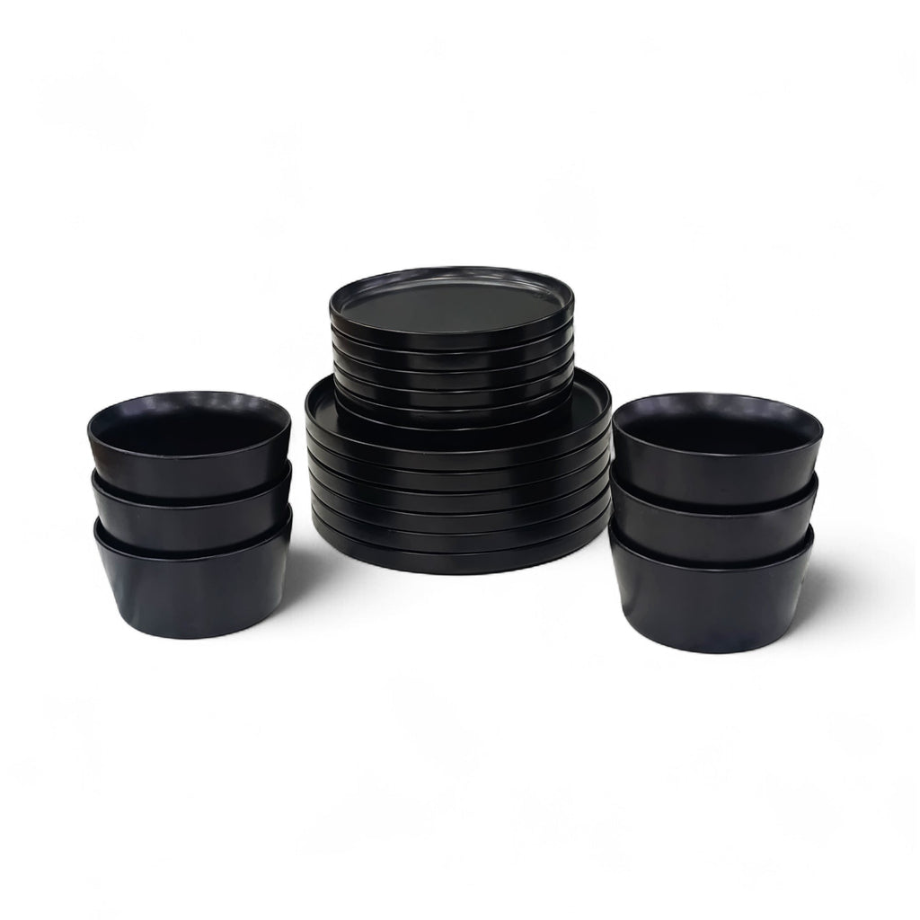 Kitchen Life 18 Piece Dinner Set Black