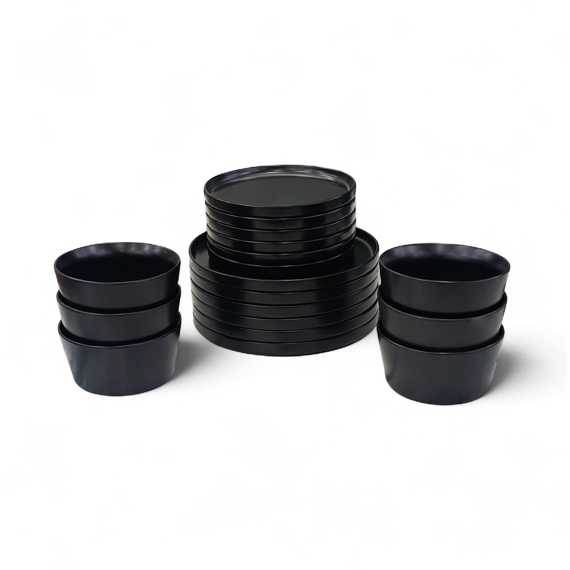 Kitchen Life 18 Piece Dinner Set Black