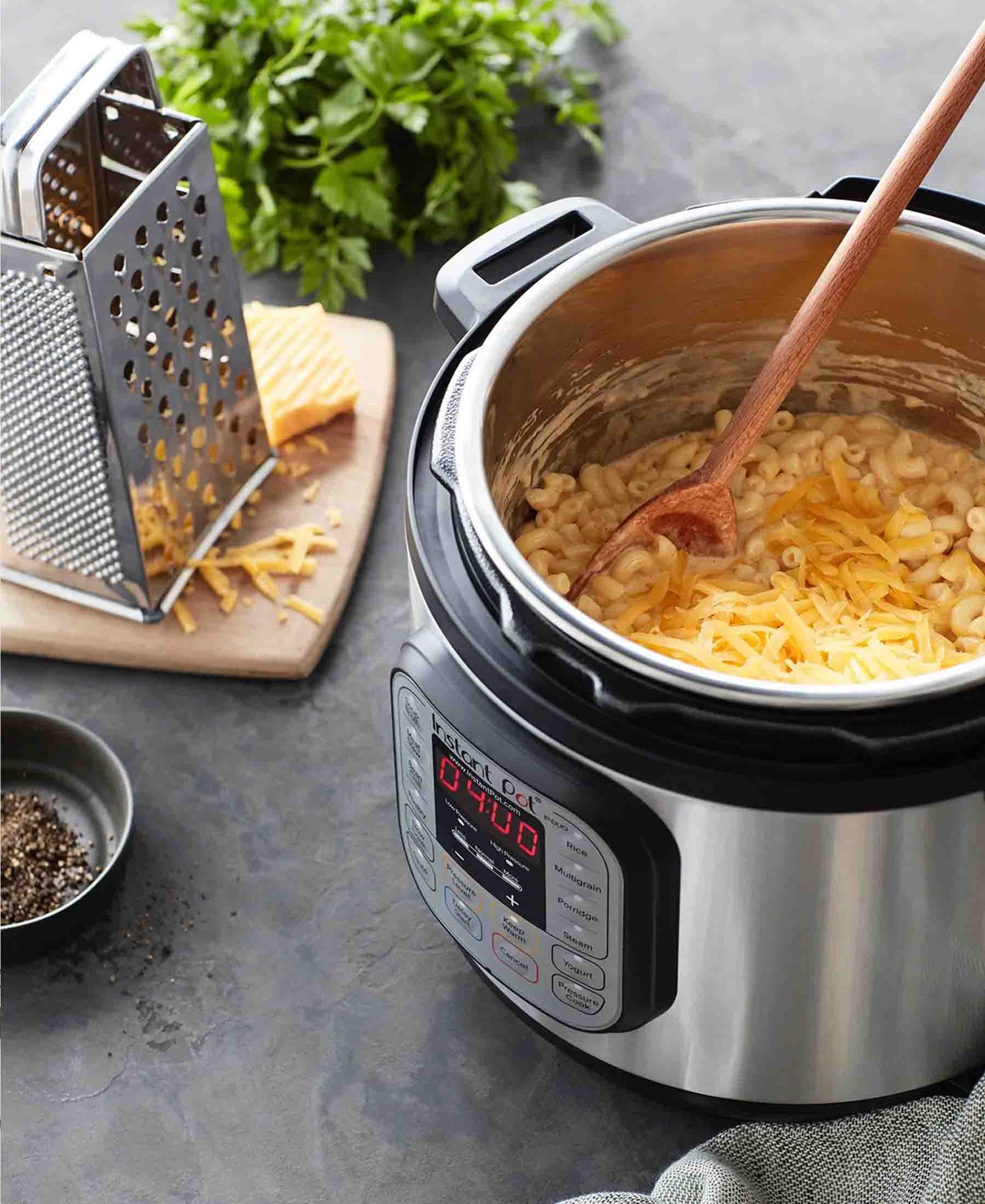 Instant Pot Duo 60 7-in-1 Smart Cooker 6L - Silver