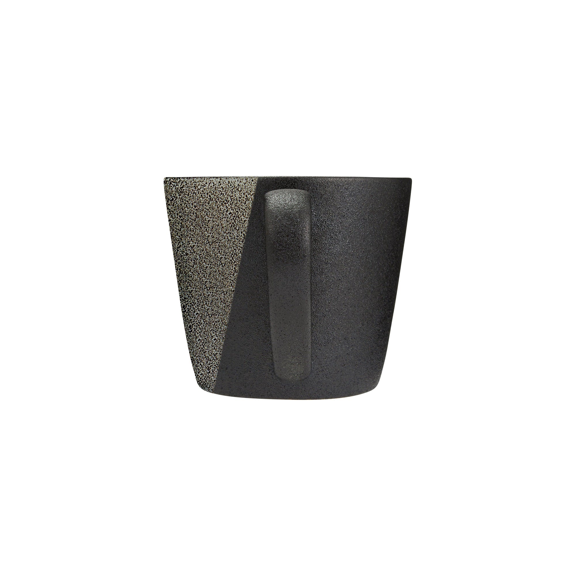 Maxwell & Williams Umi 420ml Conical Mug Black