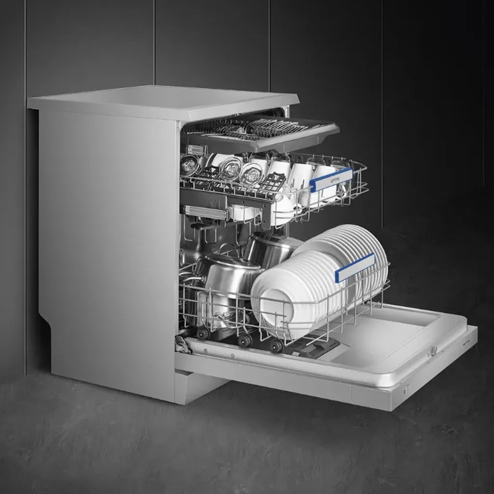 Smeg Universale Dishwasher Stainless Steel