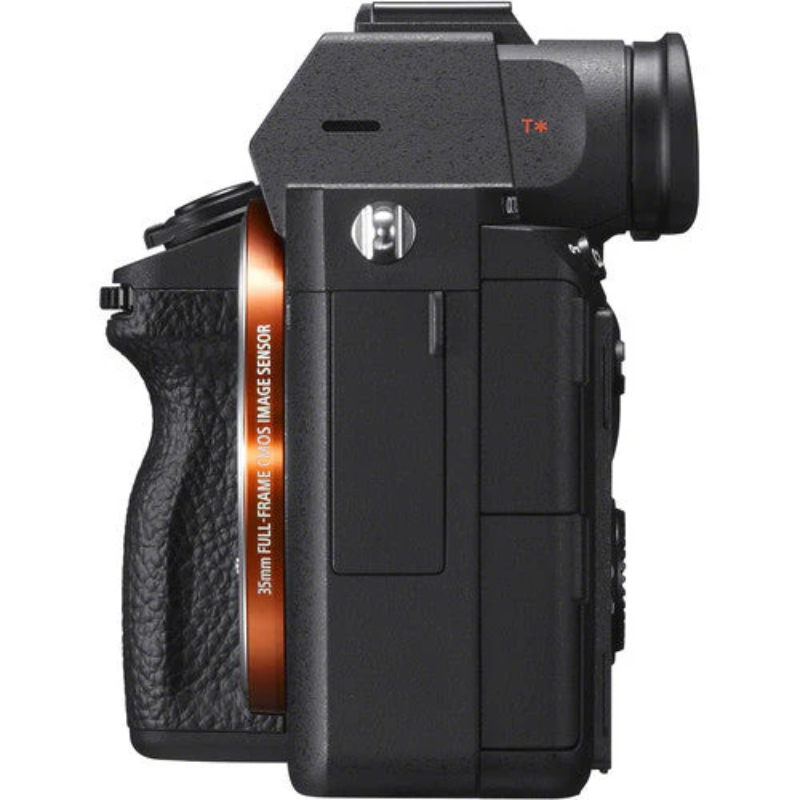 Sony Alpha A7 III Mirrorless Digital Camera with FE 28-70mm f/3.5-5.6 OSS Lens