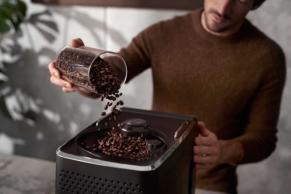 Saeco GranAroma Fully Automatic Espresso Machine Black SM6585/00